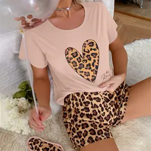 Women Love Heart Graphic Tees Shirt Short Sleeve Tops Tshirts Regular Fit Tunic Blouse Cute Funny Gift Clothes