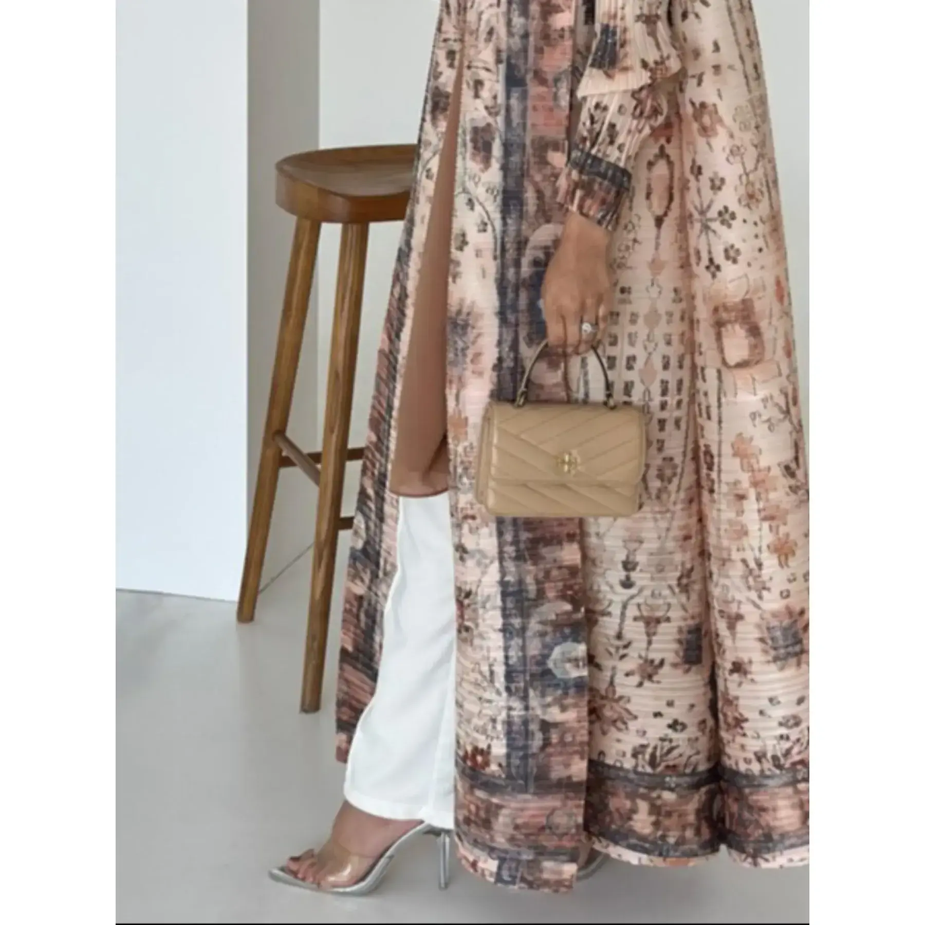 Women's Abaya Robe National Ethnic Style Printed Woven Pleated Long Cape Coat 2025 Autumn Winter New Women's Large Lapel Lace-up Cardigan Top Women's Abaya Robe National Ethnic Style Printed Woven Pleated Long Cape Coat 2025 Autumn Winter New Women's Large Lapel Lace-up Cardigan Top