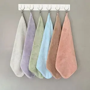 Cloth for cleaning and deodorising