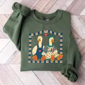 Baian - Vintage Goose Sweatshirt, Country Farmhouse Duck Shirt,90s Retro Goose Couple Sweatshirt, Cottagore Animals Sweater, Cute Cozy Pullover
