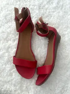 Kenneth Cole Reaction Wedge Sandals Size 8.5 Ankle Strap Open Toe Women Walking Shoes Footwear Shoe Girl Summer Design Stylish