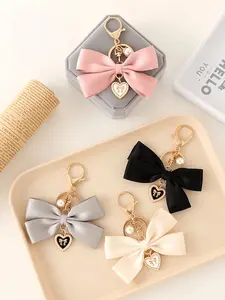 Women's Fashion Bag Pendant, Creative Bow Pearl Chain Keychain, Versatile Style Ribbon Design, Suitable for Shoulder Bags & Handbags, Bag Charms