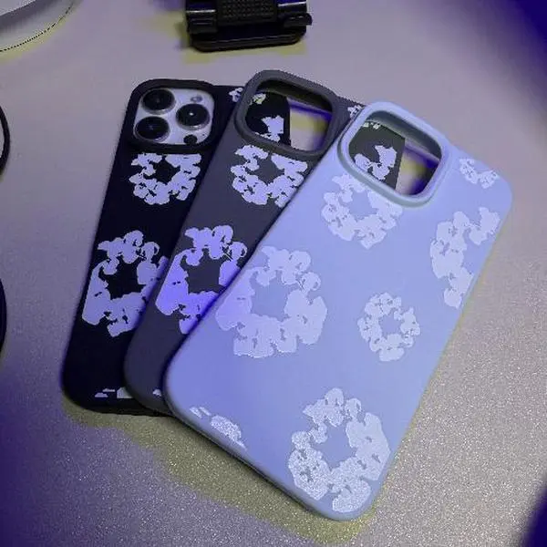 Cotton Wreath Case (Black/White/blue/grey) 17 16 15 14by The Case Market | Streetwear Inspired | Durable and Water Resistant