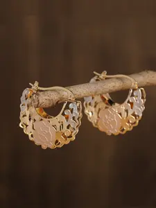 A Pair of Bohemian Retro Golden-plated Hollow Dangle Hoop Earrings for Women Fashion Jewelry for Wedding Parties Birthday Gifts, The Perfect Holiday Gift