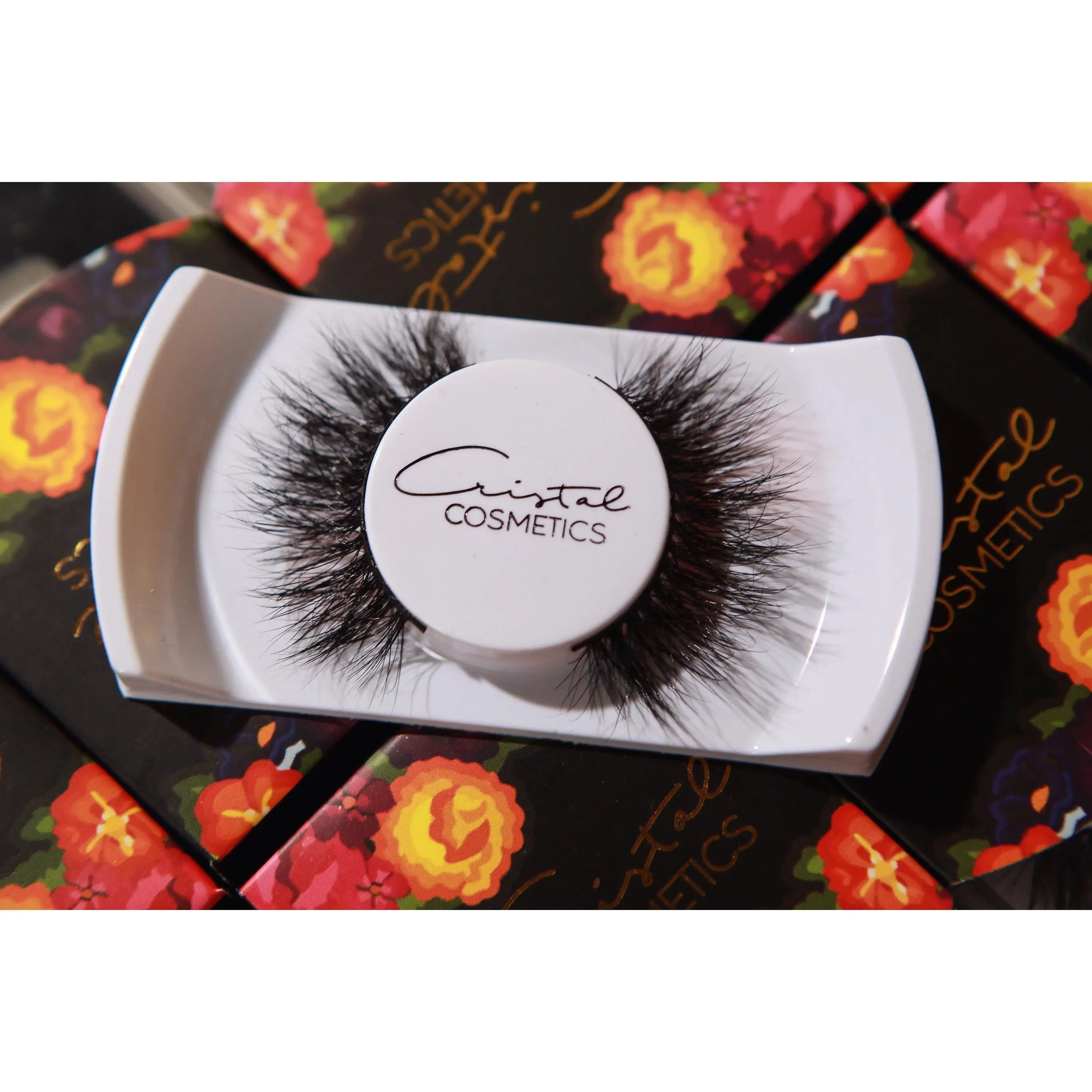 YAYA LASH BY CRISTAL COSMETICS COUTURE LASH COLLECTION YAYA LASH BY CRISTAL COSMETICS COUTURE LASH COLLECTION