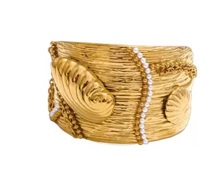 Arctic Ave Cuff