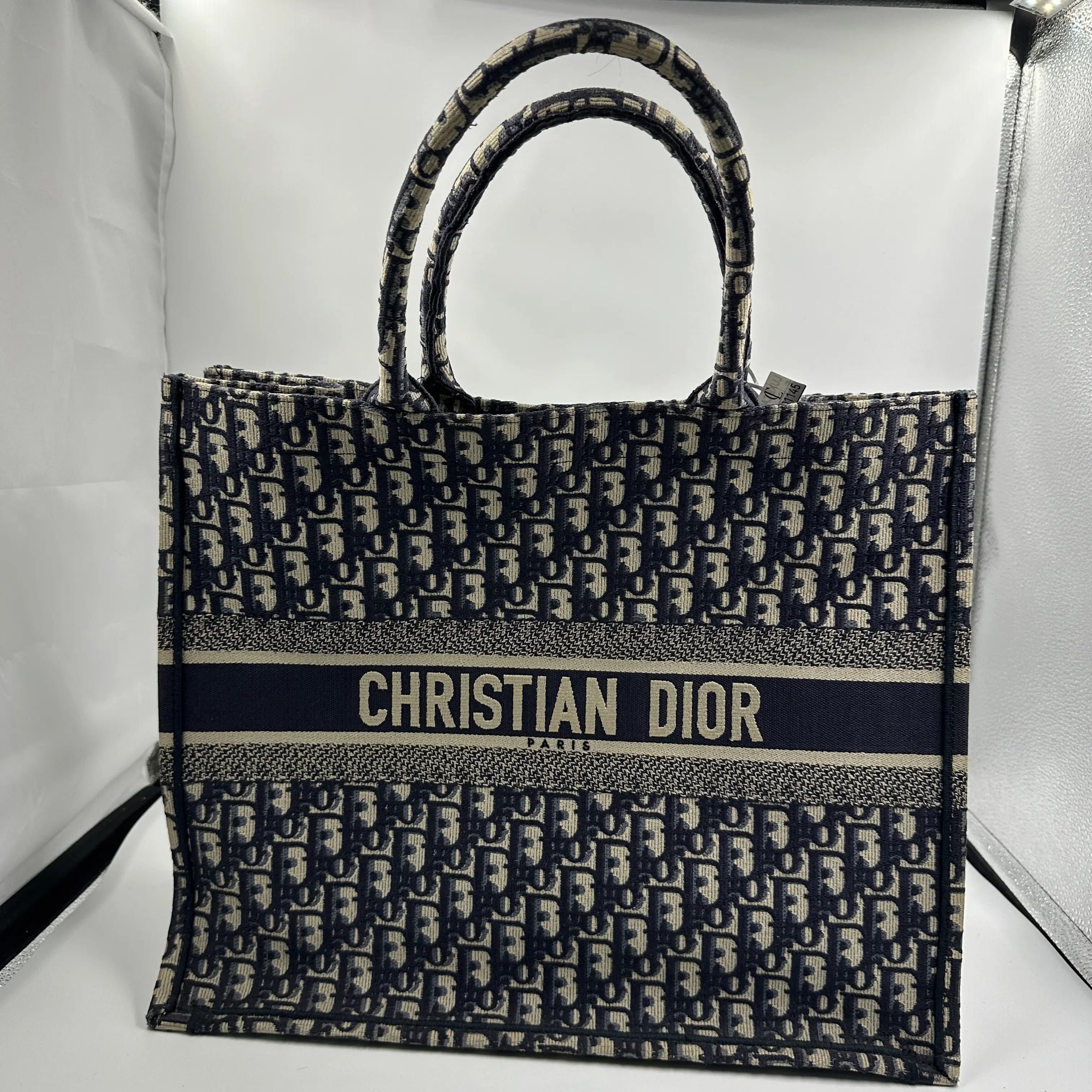 Pre-owned Dior Christian Book Tote A101145
