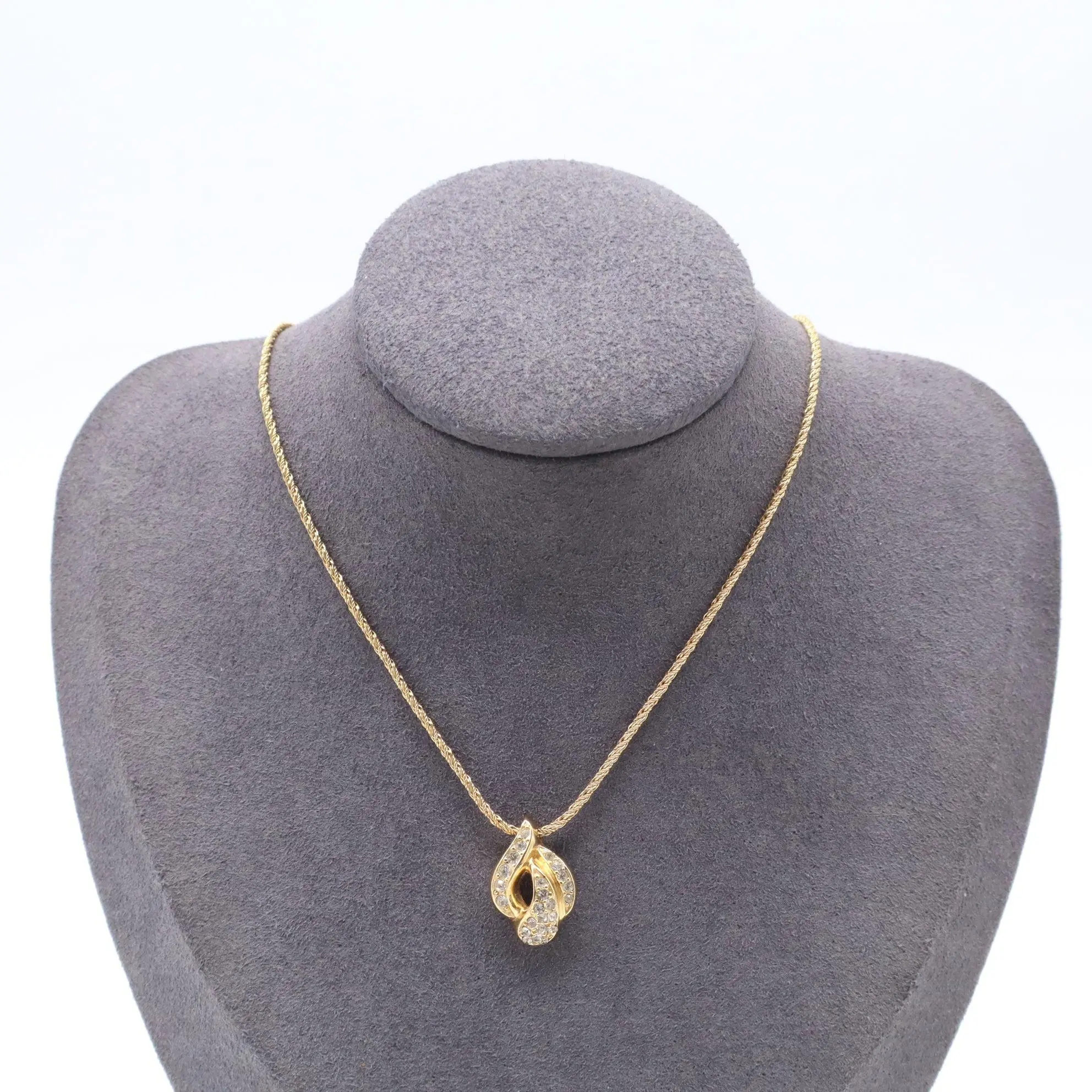 Pre-owned Dior Vintage Crystal Twist Ribbon Pendant Necklace W21558