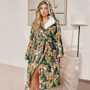 Plus Size Hooded Bathrobe for Women, Soft Plush Robe with Christmas Tree and Forest Pattern, Perfect Gift for Mother and Wife