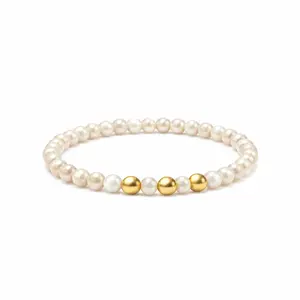 Pearl & Gold Bead Bracelet - Elegant Design with Pearl Accents and Gold Beads