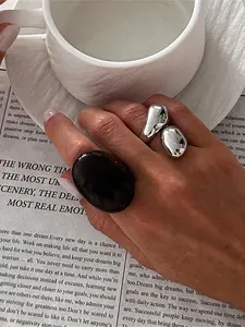 2Pcs Retro Punk Smooth Water Drop Stackable Rings Stacking Ring Set Punk Style Ring Women Creative Unique Wide Thick Resin Finger Ring Fashion Jewelry Accessories 2026 New Statement Rings