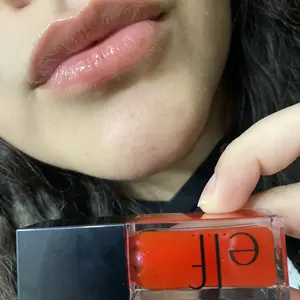 Product Review of Glow Reviver Lip Oil from c**0