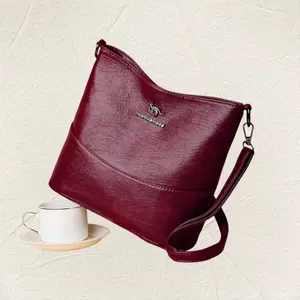 Vintage PU Leather Shoulder Bag Solid Color Adjustable Strap CrossBody Bucket Bag for Stylish Use