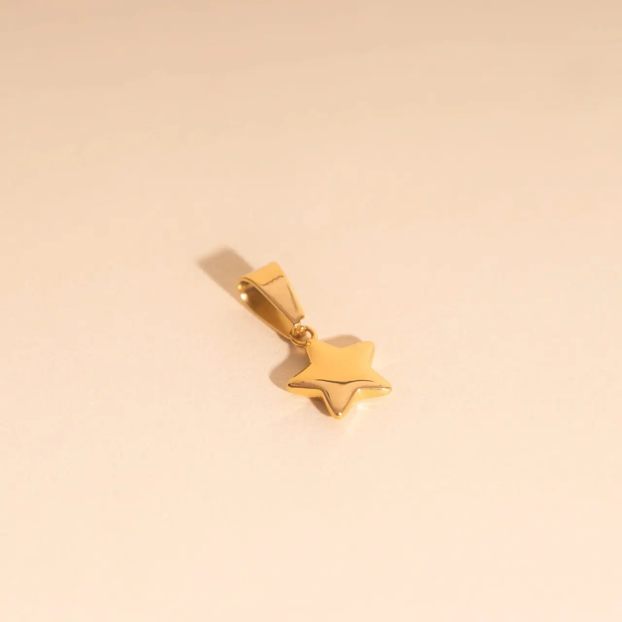 OH CLEMENTINE Mini Star Shape Charm - Layer-Ready Charm, Skin-Safe Steel Metal Coating Pendant for Fashion Costume Jewelry Accessories, Star Necklace Component