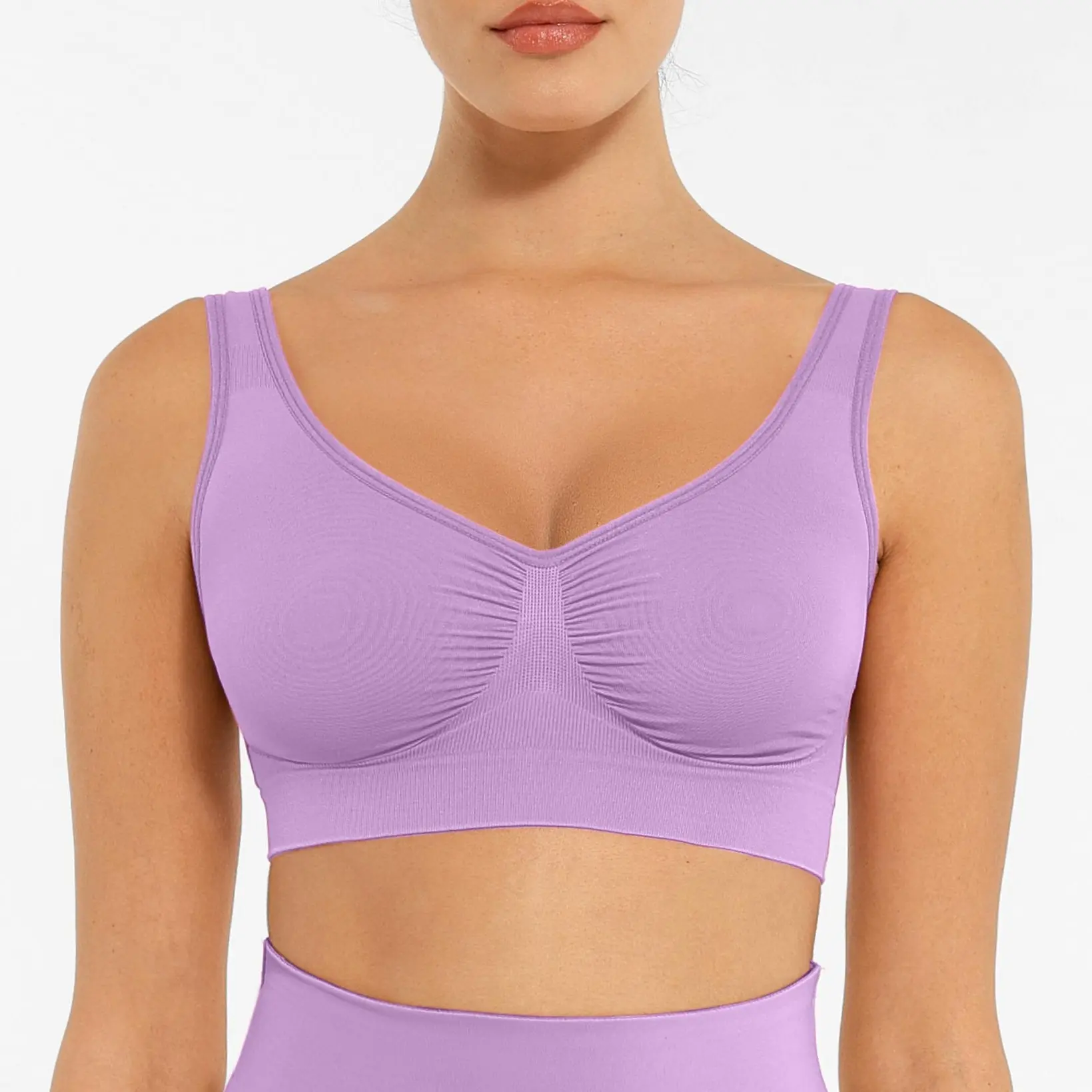 FeelinGirl Bras for Women No Underwire Seamless Light Push Up Bralette Full Coverage Comfy Everyday Bras Wide Straps Comfort Womenswear Everyday Fit Elegant