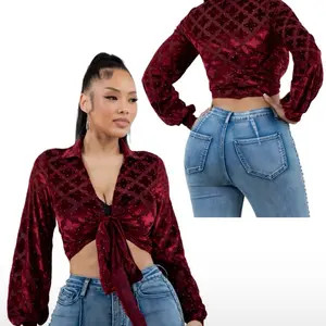 Jessica09-Short blouse with front knot and transparent rhinestones 95%polyester 5%Spabdex