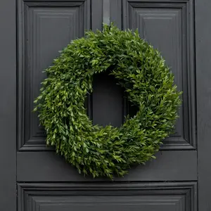 Realistic English Boxwood Leaf Front Door Wreath – 18" or 24" Everyday All Season Greenery