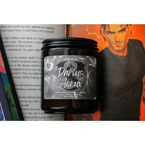 Darius Acrux | Licensed Zodiac Academy Candle
