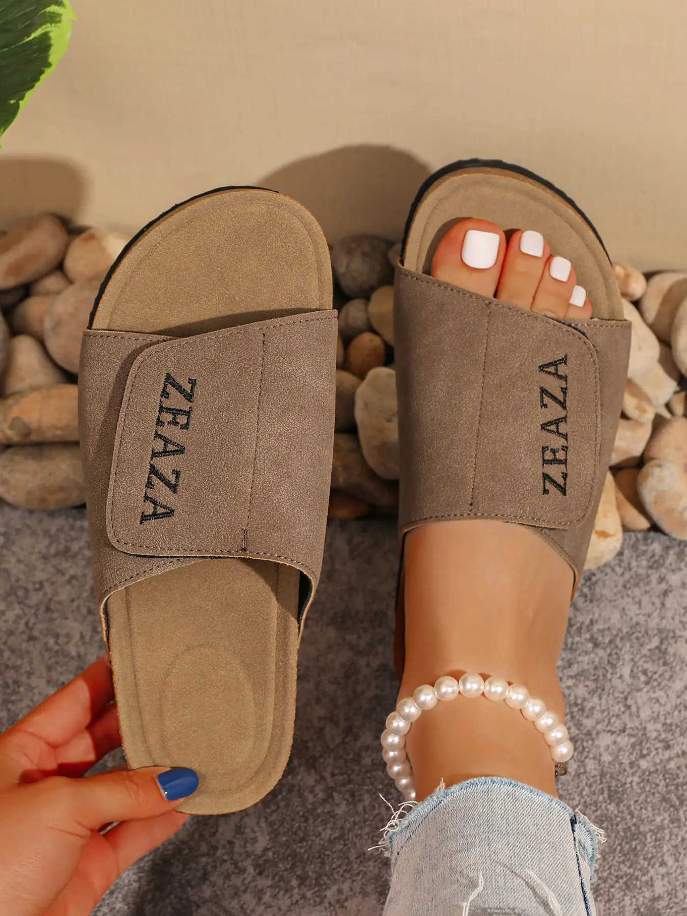 2026 Women Adjustable Strap Cork Slide Sandals, Slip On Slippers, Trendy Casual Slippers, Letter Print Flat Slippers, Fashion Slippers, PU Open Toe Summer Casual Slides, Comfortable Breathable Rubber Sole， Wide Foot Friendly, Sizes 35-44 Available