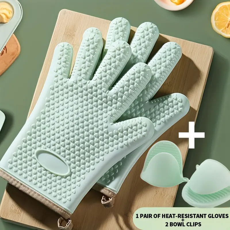 Thickened heat-resistant and anti-scalding gloves,breathable oven mitts for the kitchen, with a surface that canbe washed directly with water. These high-temperatureresistant microwave oven gloves are suitable for kitchencooking, baking, microwave use