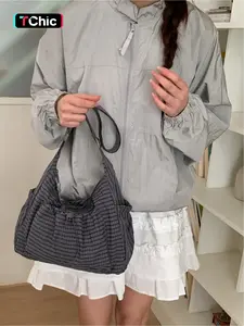 Large capacity fashionable casual shoulder bag with simple and niche design, crossbody bag with drawstring design, grid versatile handbag for work, shopping, outdoor sports, commuting bag