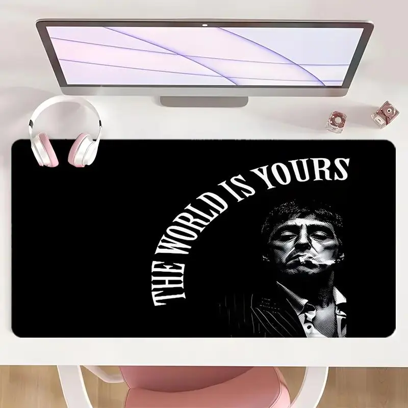 [Mouse Desk Pad] Non-Slip Mouse Pad Large Gaming Mouse Pad With Rubber Base & Stitched Edge Black White Vintage Film Noir Design Desk Top Protector Mat Computer Desk Accessories Desk Setup For Home Office & Holiday Gifts Gaming Desk Accessory