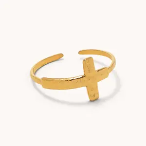 Hammered Cross Ring
