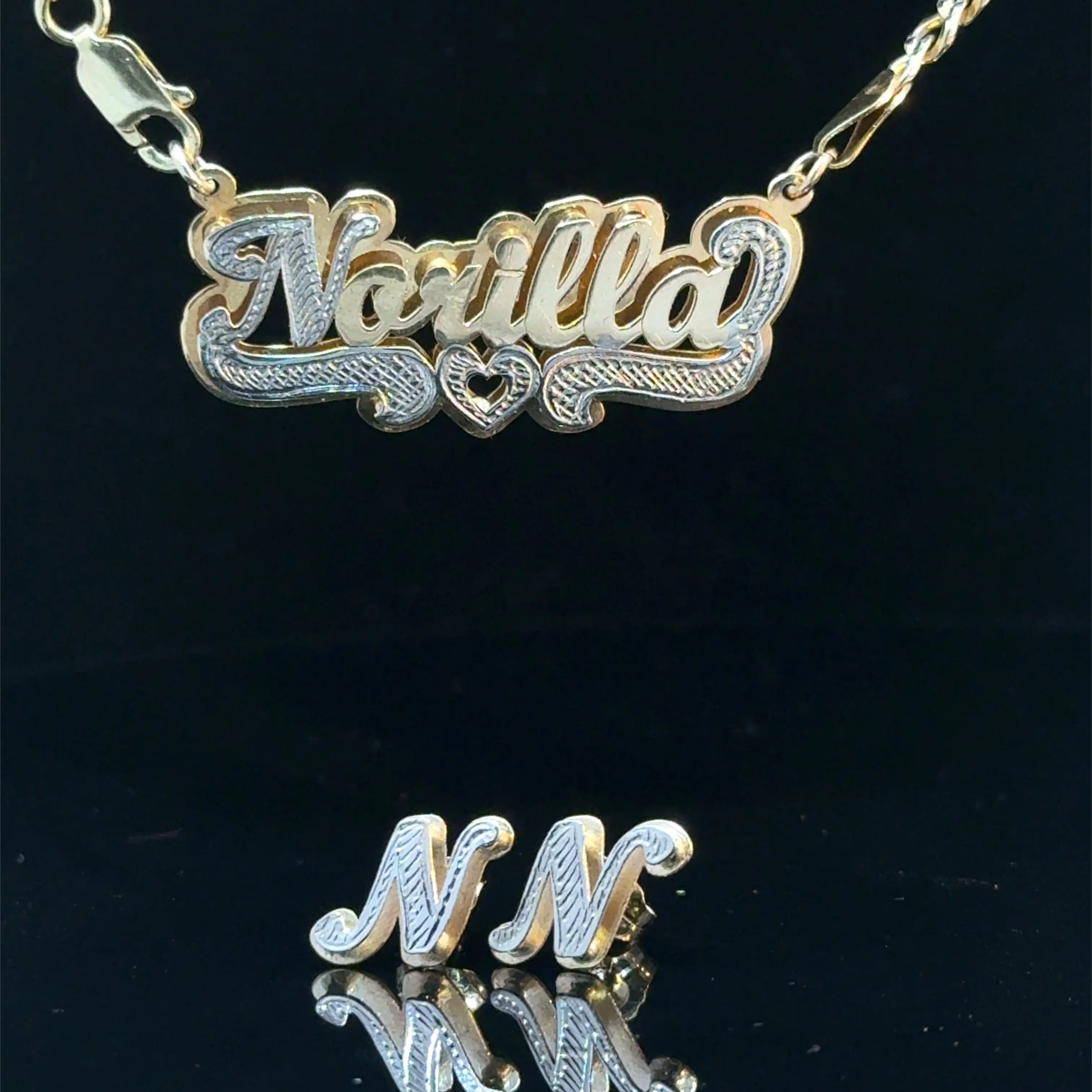 Shadow nameplate set