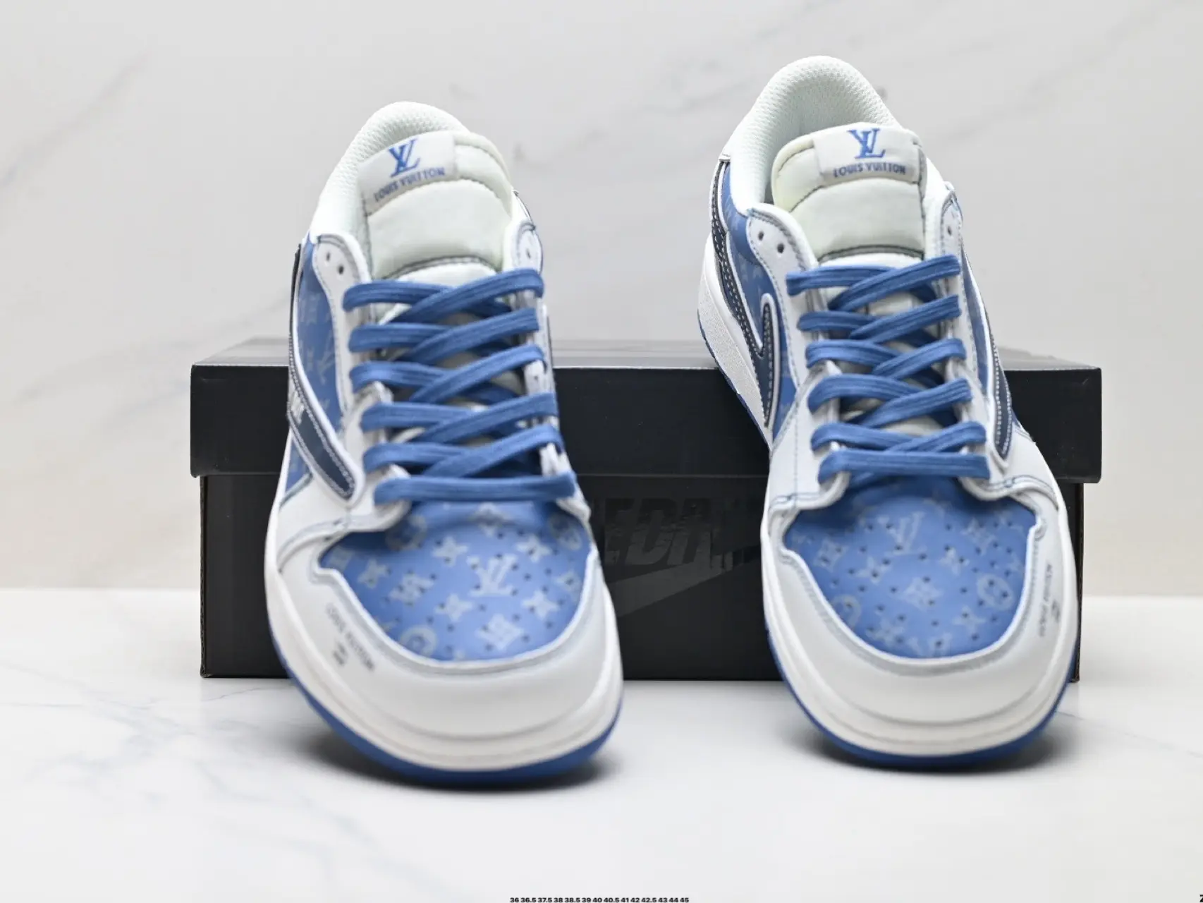 Men White Blue Print Patchwork Low Top Skate Shoes Canvas Leather Classic Street Casual Sneakers