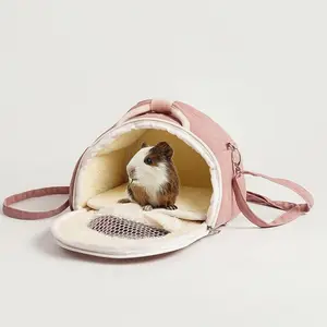 Small pet anti-lost backpack, pet messenger bag, small pet visible pet bag, breathable and warm carry-out bag