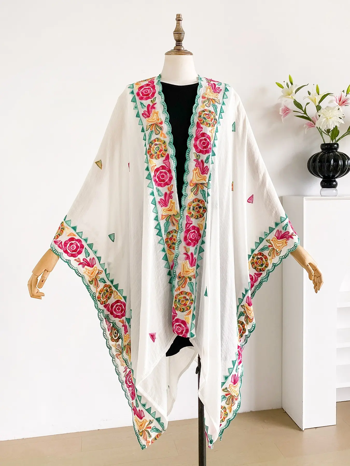 Boho Geometric Embroidered Split Shawl, Loose-Fit Scarf, Boho Style Scarf, Boho Shawl Wrap for All Seasons, Perfect for Beach Vacations, Commutes, and Dates