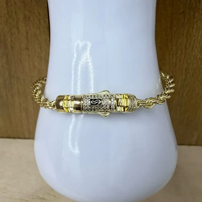 Pulsera Monaco de aproximadamente  7.5" pulgadas en Oro laminado