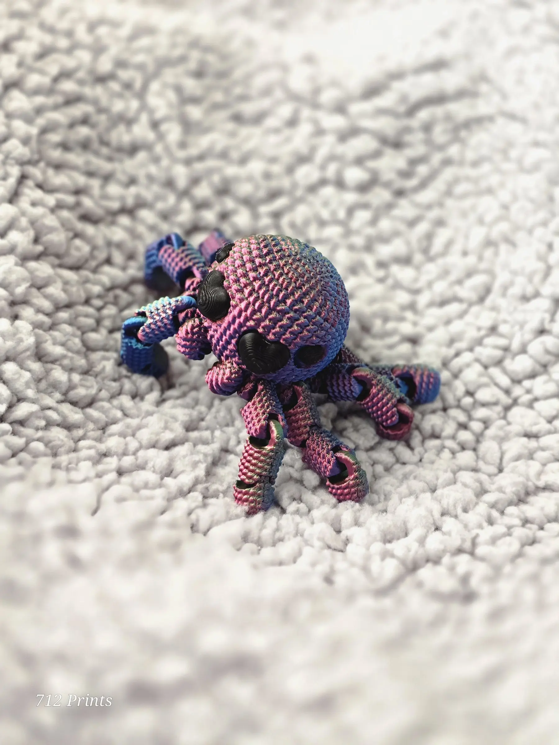 3D Printed Articulated Spider Figurine - Glam Home Decor Ornaments, Fully Articulated Legs, Cute Unique Statue by Body3d and 712 Prints