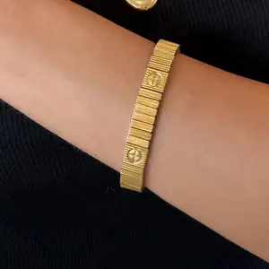 EVRY JEWELS Gold or Silver Plated Women's Linked Babe Icon Bangle Bracelet