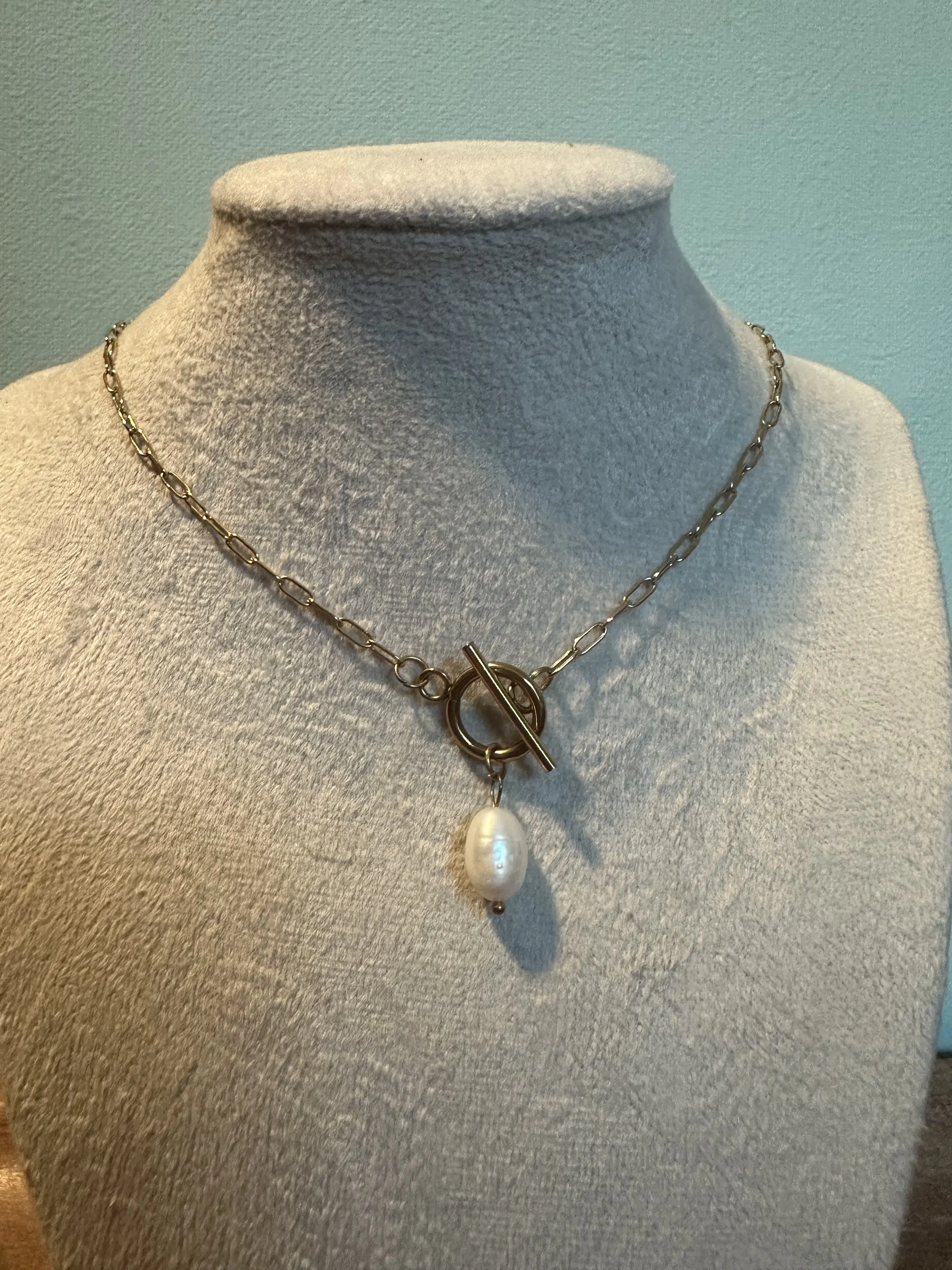 Non-Natural Crystal Golden Tide Pearl Toggle Necklace, Jewelry Accessory Pendant Necklace