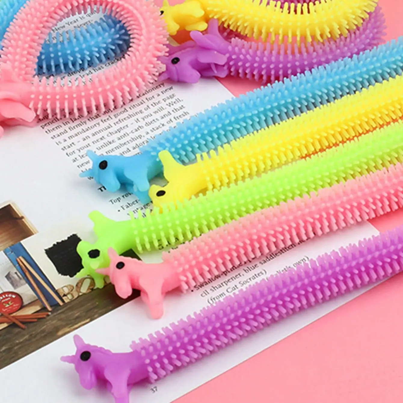 Colorful Unicorn Elastic Rope Stress Relief Fidget Toy, Stretchy Cartoon DIY Bracelet for Adults, Fun Pressure Relief, 5/10/20 Pieces