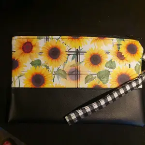 Wristlet