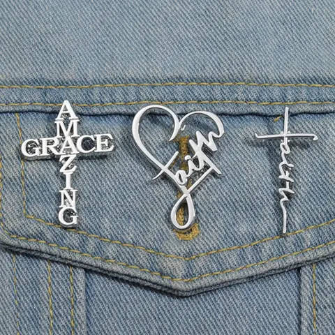 Letters Design Heart & Cross Brooch Set, Durable Metal Pins, Drop Set Pins, Fashionable Clothes Accessories for Men & Women, Enamel Pin for Backpacks, Jeans, Scarves, Hats Charms Decoration Jewellery, Fashion Accessory