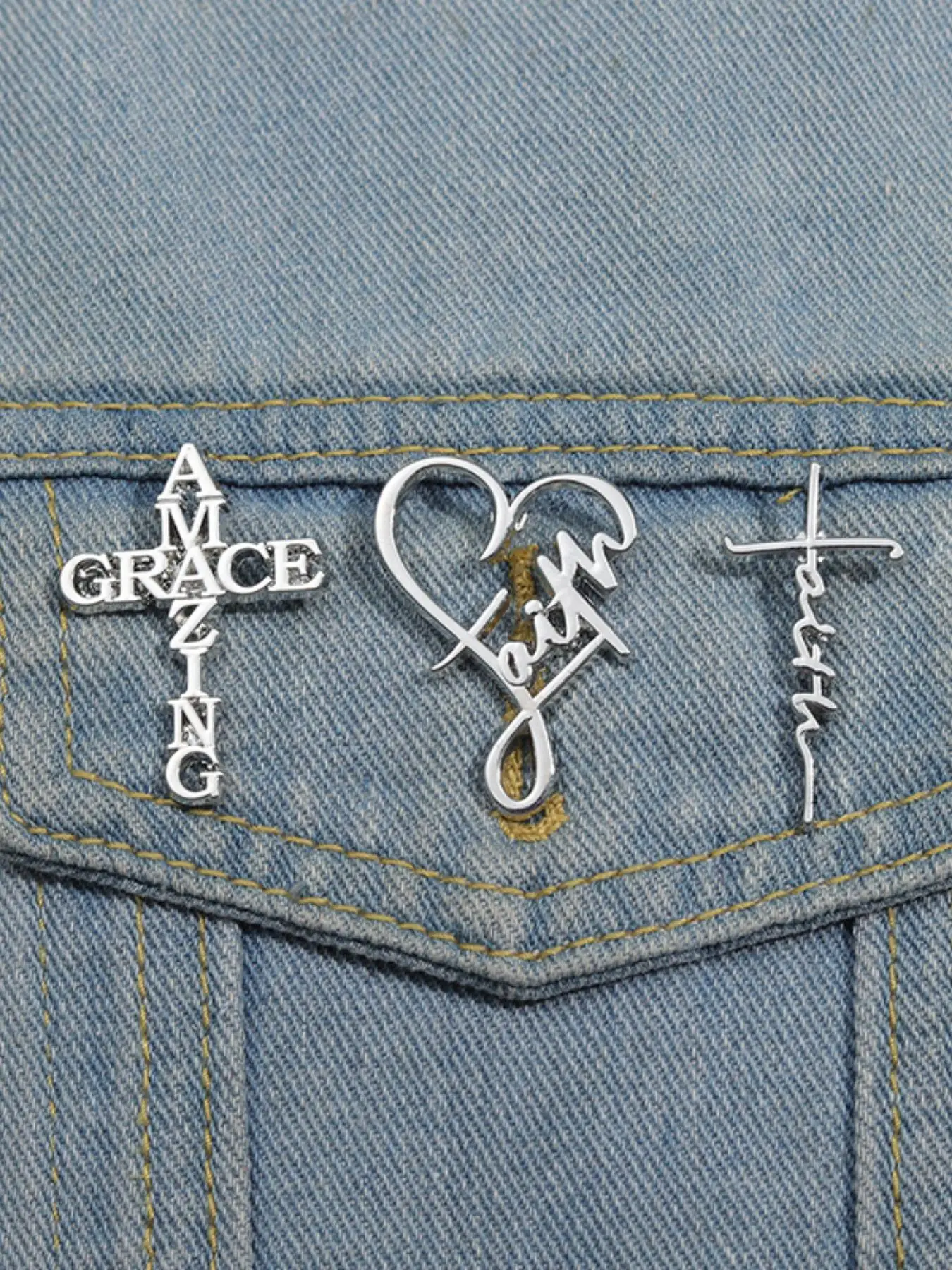 Letters Design Heart & Cross Brooch Set, Durable Metal Pins, Fashionable Clothes Accessories for Men & Women, Enamel Pin for Backpacks, Jeans, Scarves