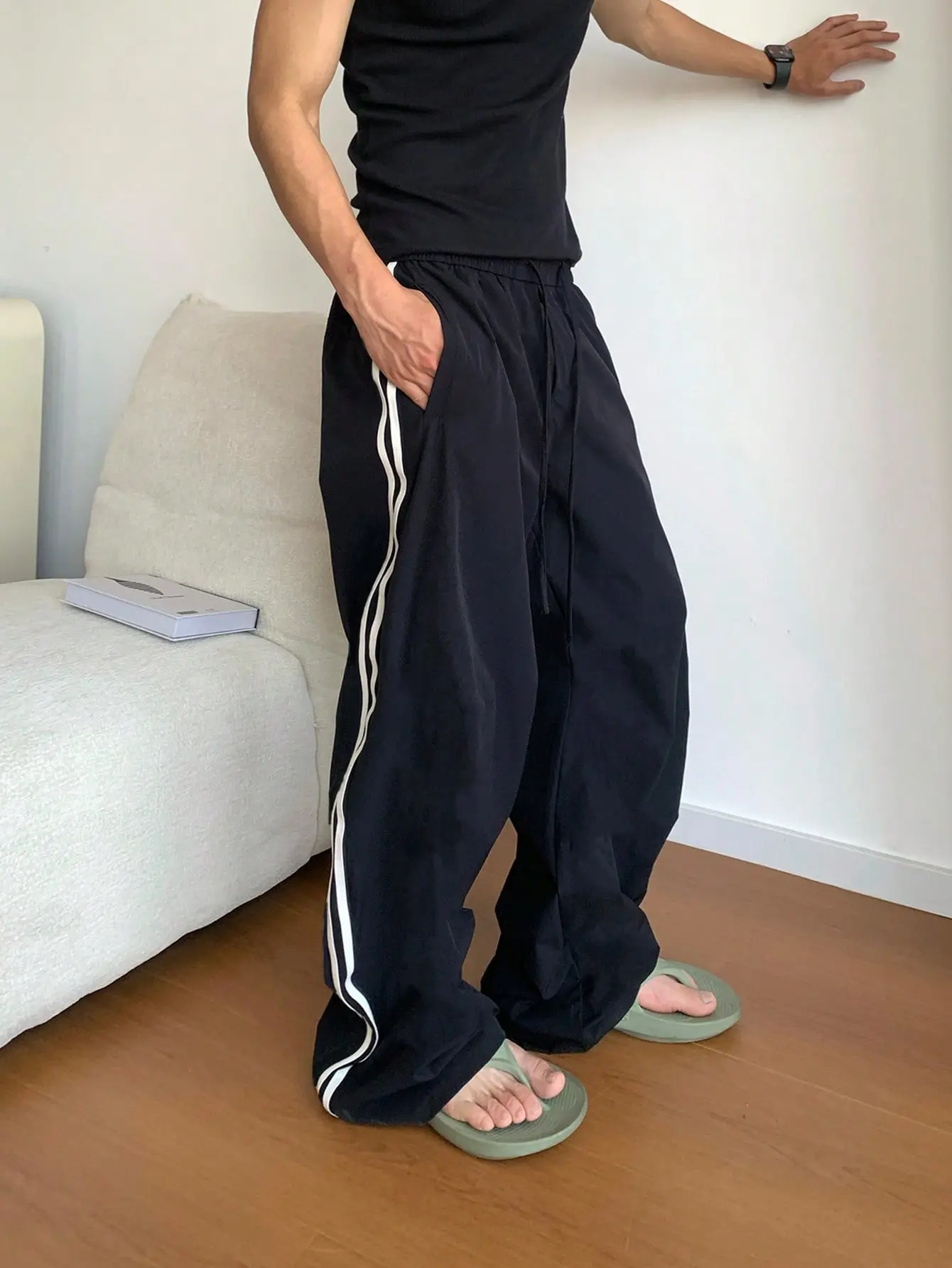 Wide Leg Baggy Soft Ankle Stacked Pants for Back to School,  Spring Campus Casual Streetwear Trousers.Big Leg Loose Pants Fit for Big Thigh, Striped Soft Jogger Running Pants for Gym, Athleisure Outfits Spring Casual Lounge Wear Trousers