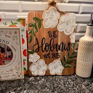 Custom Last Name Charcuterie Board, Wedding Shower Gift, Housewarming Gift, Kitchen Gift for Newlyweds