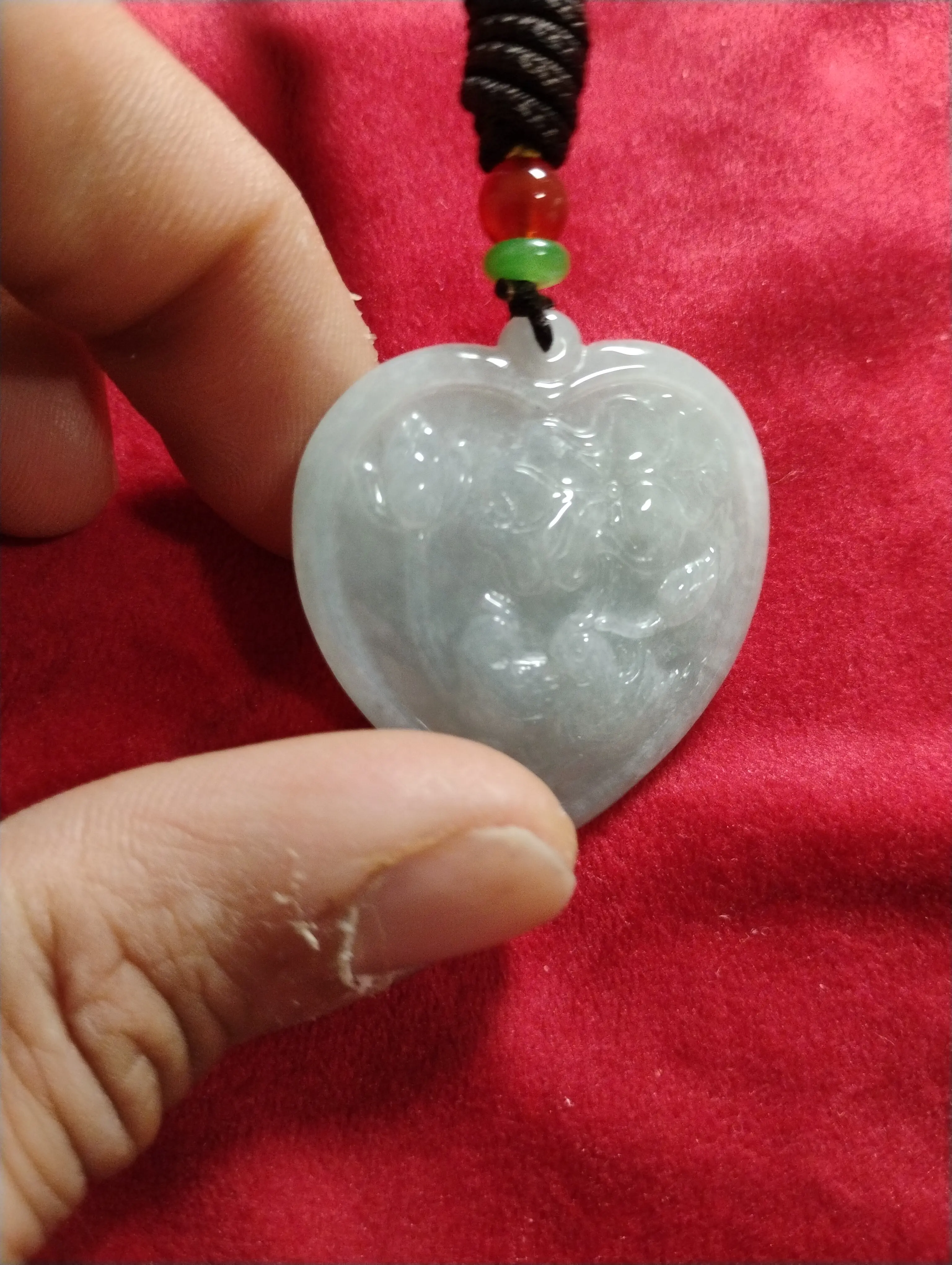 Natural Grade A Jadeite Jade Bird Carving – Natural (93.2ct)