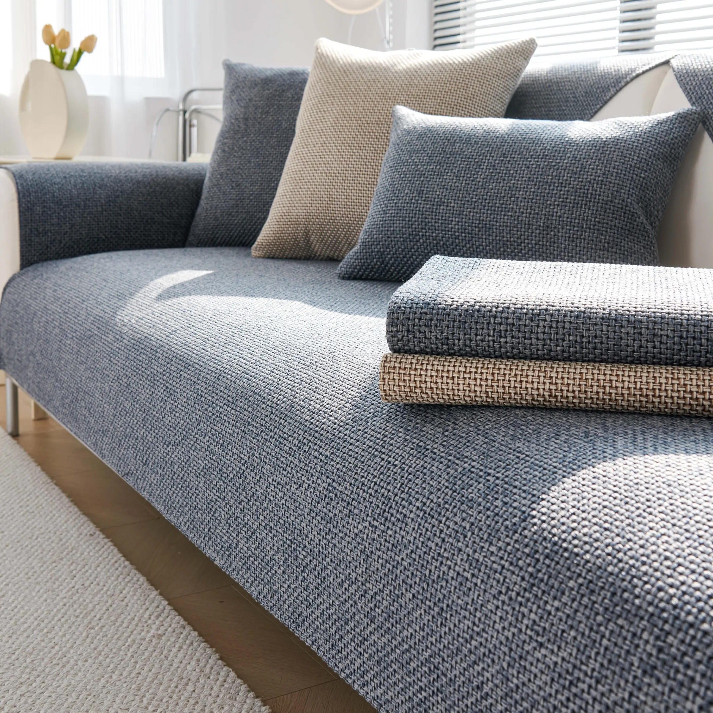1Pc Linen-Look Basket Weave Sofa Slipcover/Non Slip Couch Cover, Anti-Slip & Machine Washable Furniture Protector, Pet Hair & Scratch Resistant, Thick Breathable Pad, Universal Fit for 2/3/4-Seater & L-Shaped Sectional, Sofa Couch Covers (Blue/Beige)