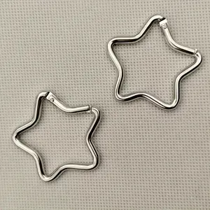 5pcs Set of Five-Pointed Star Aluminum Alloy Carabiners, Keychain Clips, Outdoor Camping Key Rings, Water Bottle Hooks, Climbing Carabiner, Backpack Accessories