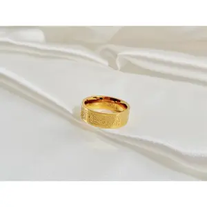TD Louise Fashionable Gold Plated Cluster Ring 18k Inlay with Alloy Brass Copper Materials