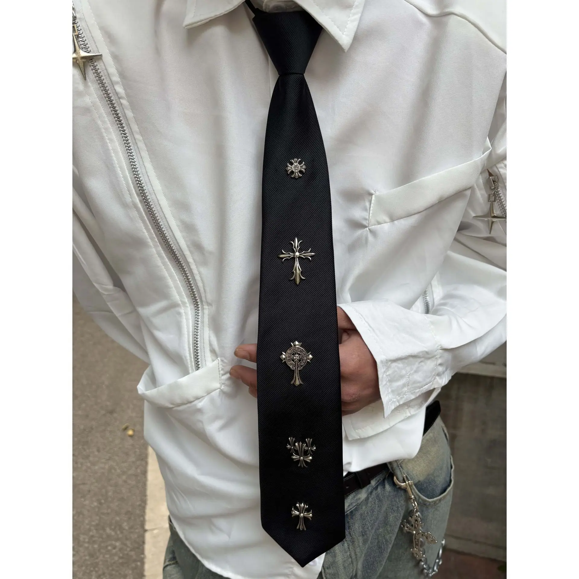 Stylish Dark Punk Cross Tie for Men and Women, High-End Decorative Accessories for Shirts and Bow Ties