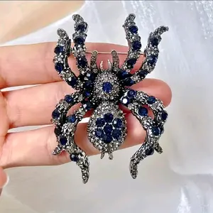 Rhinestone Spider Brooch Pin, Fashion Accessory for Women, Elegant Dress Shirt Lapel Pin