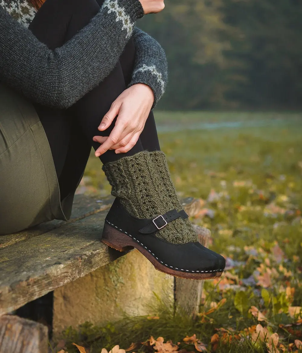 Swedish Wooden Clogs for Women / Mary Jane Closed Back / Women Low Heel Shoes / Nubuck Leather Clog / Black