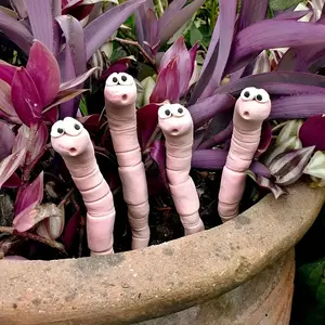Cute Thirsty Bug Plant Decoration, Silicone Garden & Yard Accessory, Halloween Theme, Classic Style, Durable Decorative Item
