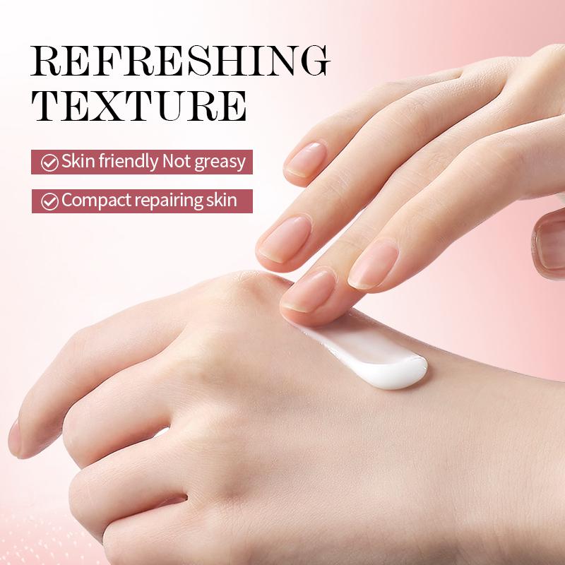 Snails Face Cream, Mineral Oil Infused Hydrating Plumping Cream, Skin-Friendly Compact Repair Formula, Light weight Daily Facial Moisturizer for Dry Skin Care